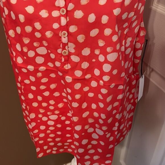 Velvet by Graham & Spencer Top New Size Medium - Picture 2 of 7